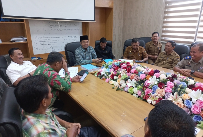 Komisi I DPRD Kampar adakan Rapat Dengar Pendapat (RDP) Terkait Sengketa Lahan PTPN V dengan Masyarakat Desa Senama Nenek dan Sengketa Tanah Ulayat Persukuan Piliang Ganting Datuk Pandak di Bangkinang