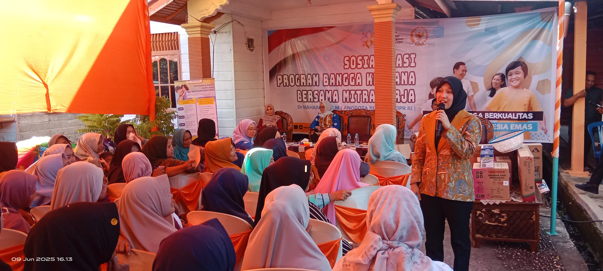 Turun ke Rohil, Anggota DPR RI dr. Maharani Sosialisasikan Program Bangga Kencana